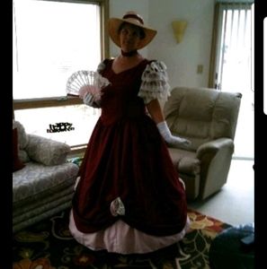 Meet your Posher, Beverly